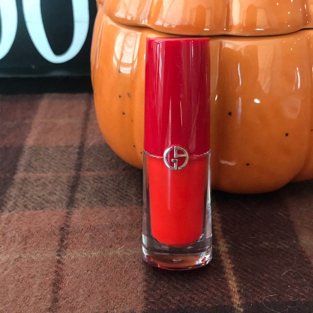 Giorgio Armani Lip Magnet Liquid Lipstick 302